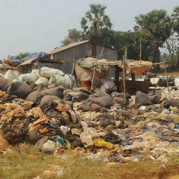 Siem Reap Villages Upset Over Stinky Garbage